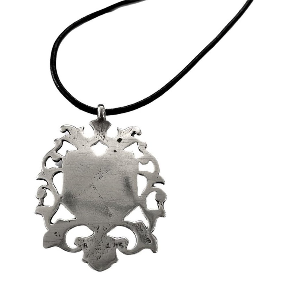 Vintage Sterling Silver Medieval Crest Pendant Necklace Leather Cord Marked - Picture 5 of 7